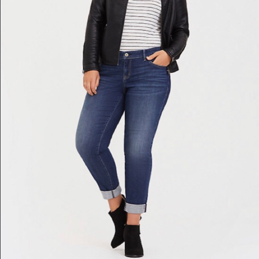 Torrid Boyfriend Jeans size 14